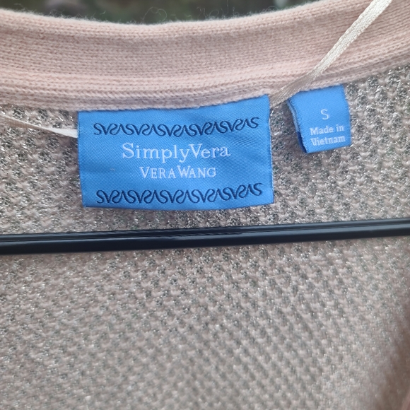 Cardigan - Picture 2 of 3